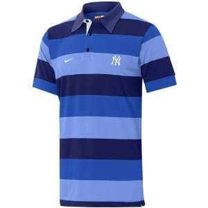  Nike New York Yankees Blue Easy Out Polo: Sports 