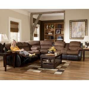  Presley 3 Piece Espresso Sectional by Ashley   Espresso 