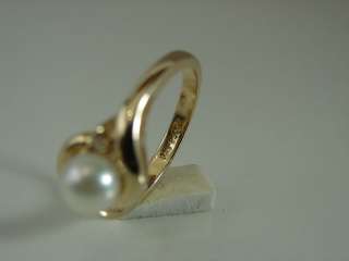 Ultra Fine Pearl & Diamond 14k Yellow Gold Ladies Ring  
