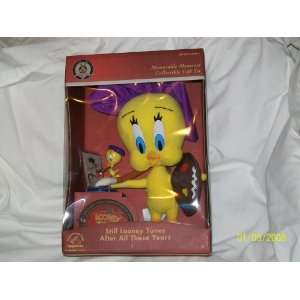  Looney Toons Tweety Cllectible Gift Set