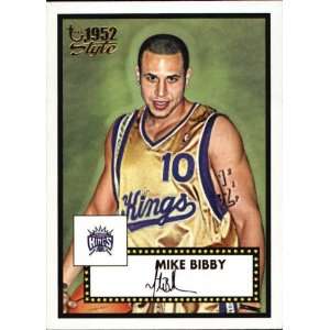  2006 Topps Mike Bibby #92: Sports & Outdoors