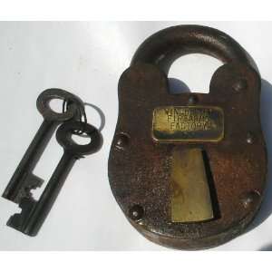  Cast Iron Winchester Gun Padlock Lock With Keys 