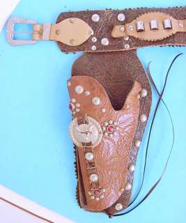 1950s BROWN LEATHER FELT LINED DOUBLE CAP GUN HOLSTER  