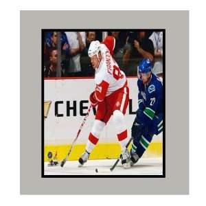 Franzen of the Detroit Red Wings Photograph in a 11 x 14 