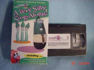 Veggie Tales A VERY SILLY SING ALONG vhs 1997  