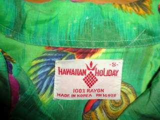 vtg HAWAIIAN HOLIDAY DOLPHINS GREEN FLORAL SHIRT SMALL  