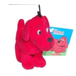    Clifford the Big Red Dog 4 Magnetic Plush Toy Toys & Games