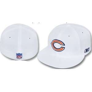    Mens Chicago Bears Custom Team Logo Fitted Cap: Sports & Outdoors