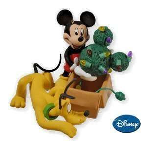   Mickey And Pluto 2010 Hallmark Ornament   QXD1006