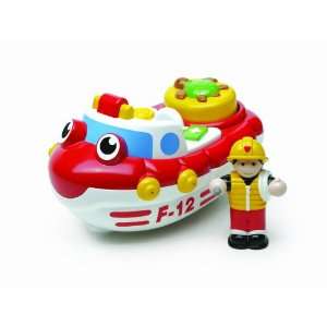  WOW Fireboat Felix   Water Play Boat (2 Piece Set) Toys & Games