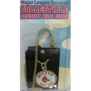  Boston Red Sox MLB Chain Necklace (Gold Chain) Everything 