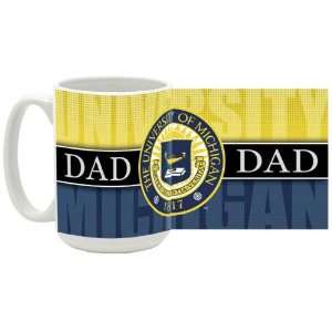   of Michigan 15 oz Ceramic Coffee Mug   Michigan Dad: Sports & Outdoors