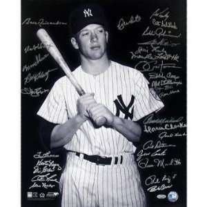  New York Yankees 30 Sig Mickey Mantle Pose w/ Bat B/W 