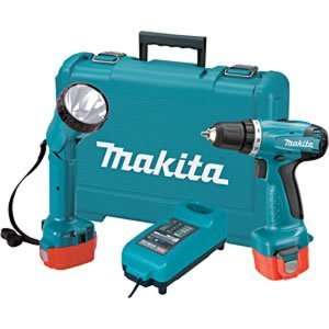  Makita 12V 3/8 Cordless Driver/Drill with Flashlight Kit 