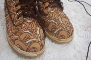 TIMBERLAND 2D GRAPHIC PATTTERN WHEAT BOOTS SIZE 2  