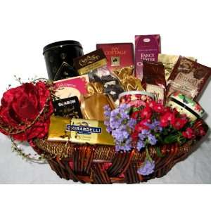 Signature Classic Gourmet Gift Basket and Free Personalized Greeting 