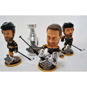   2010 STANLEY CUP TROPHY BOBBLEHEAD SET Chara Thomas Lucic AND CUP