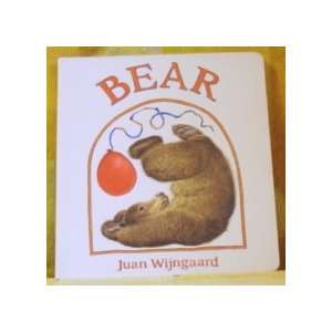  BEAR (Baby Animal Board Books) (9780517582015): Juan 