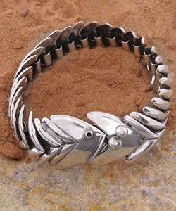 Handcrafted Sterling Silver Fish Bracelet (Mexico)  Overstock