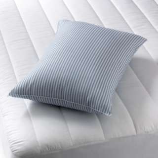 Pillows, Sheets, Blankets Shop for Bedding Essentials en 