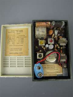 Vintage Juliette APR 256 Pocket Transistor Radio Works  