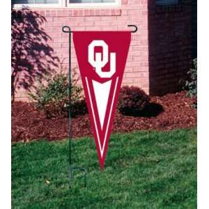   SOONERS OFFICIAL LOGO PENNANT GARDEN FLAG + STAND