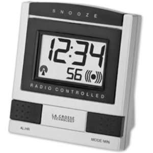    La Crosse WT 2192 Fold Up Digital Atomic Travel Alarm Electronics