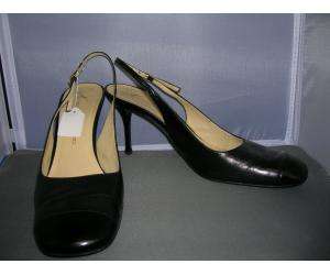 Black GIUSEPPE ZANOTTI slingbak shoes. leather w/ patent leather round 