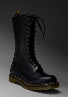 DR. MARTENS Iconic 14 Eye Boot in Black  