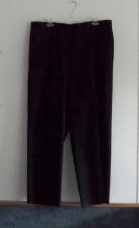 R26) New Alfred Dunner Woman 24W/3XPetite Black Cotton/Poly/Spandex 