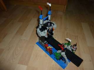 Lego Burg Modell 6090 und 6078 Zugbrücke in Rheinland Pfalz 