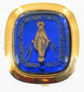 VINTAGE BLESSED MOTHER MARY COBALT BLUE GLASS & GOLD MEDAL PIN  
