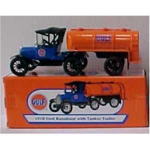    GULF 1918 FORD RUNABOUT TRUCK W/TANKER TRAILER 2002 A Toys & Games